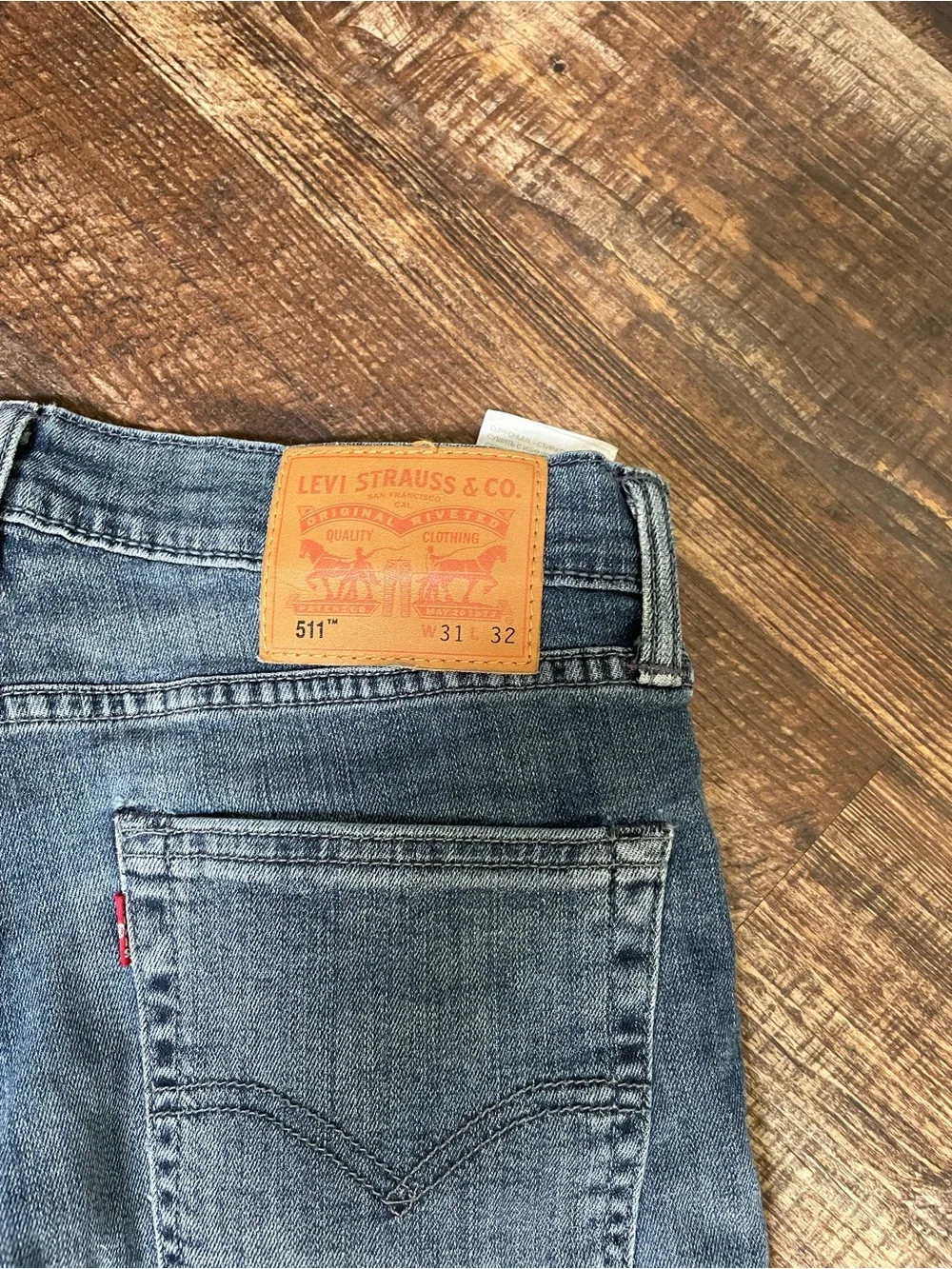 Levi's Men's Slim Jeans in Faded Blue Wash